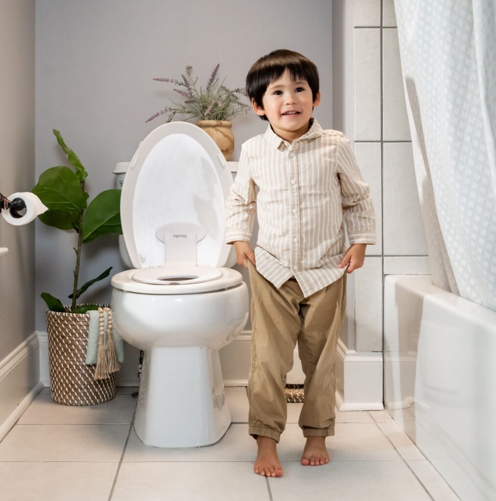Ingenuity Flip & Sit Potty Seat for Toddler Toilet Training (White, 4.7 in x 10.0 in x 15.1 in) wxexf
