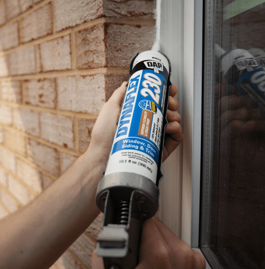 DAP Dynaflex 230 Premium Sealant Caulk (Clear, 8 Pack, 80.8 oz Total) dpczx