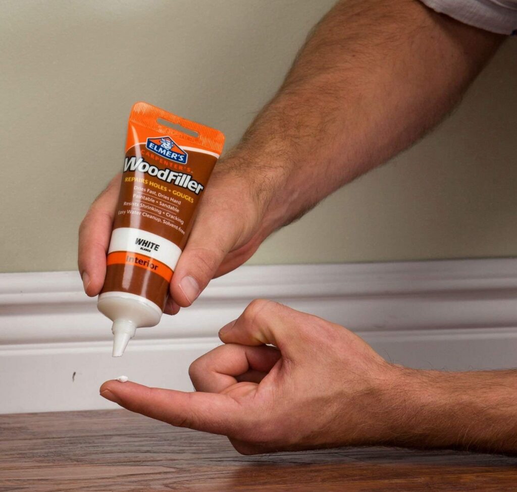 Elmer's Carpenter's Wood Filler, Paintable and Sandable Repair Compound (White, 3.25 oz, 3 Pack) agah6