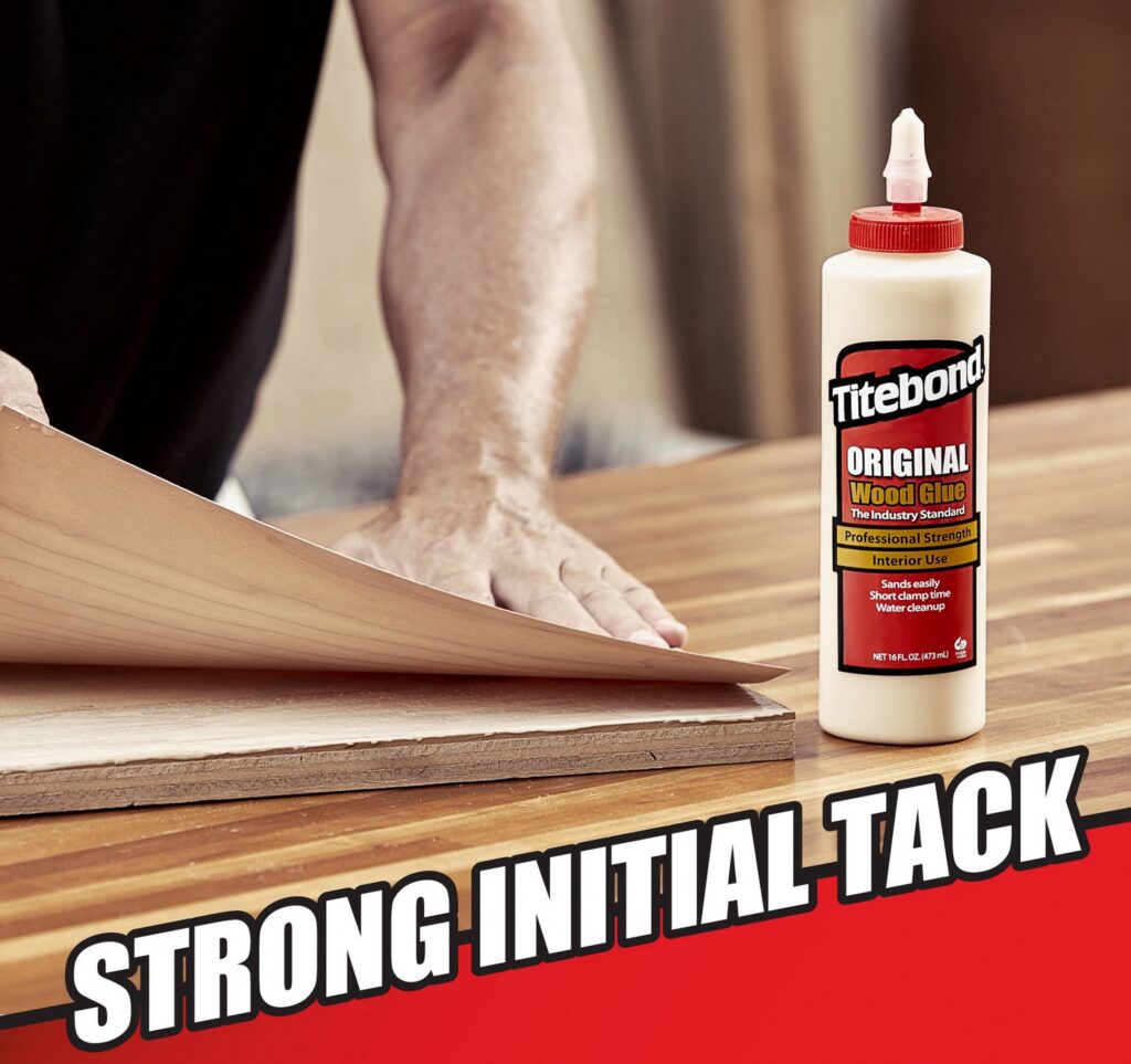 Titebond Original Wood Glue, Professional Strength Adhesive for Furniture Repair and Woodworking (Yellow, 8 oz) ze25u