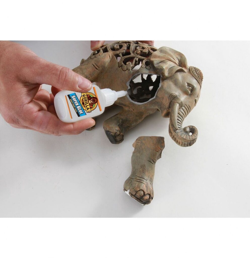 Gorilla Clear Super Glue, Impact Tough Adhesive for Plastic, Wood, and Metal (Clear, 0.5 oz) 4eujh