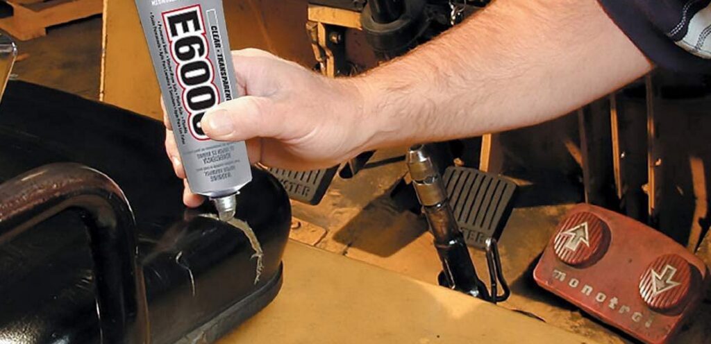 E6000 High Viscosity Industrial Strength Adhesive (White, 3.7 fl oz) ytyed